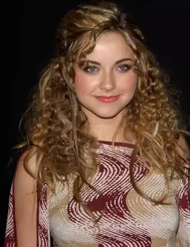 Round-face-Shape-Hairstyle-2