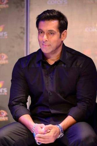 Salman-Khan-Hairstyle-25