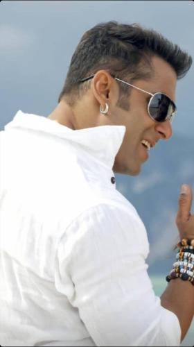 Salman-Khan-Hairstyle-41