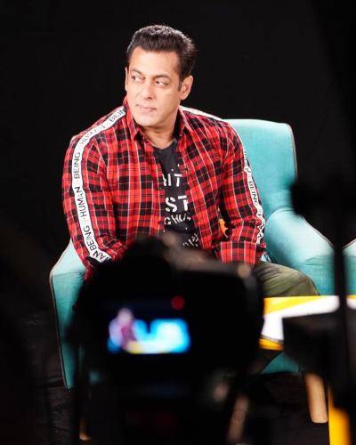 Salman-Khan-Hairstyle-86