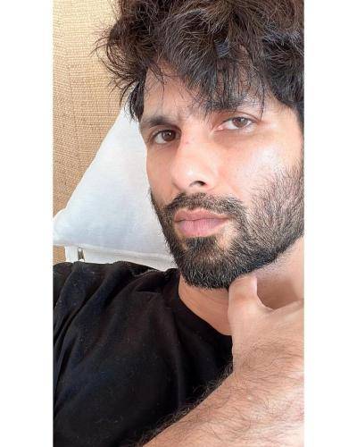 Shahid Kapoor's hairstyles in Mausam