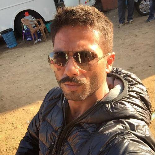 Shahid Kapoor's hairstyles in Phata Poster Nikhla Hero