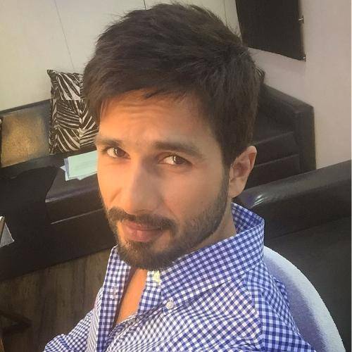 Shahid Kapoor's hairstyles in Dil Bole Hadippa!