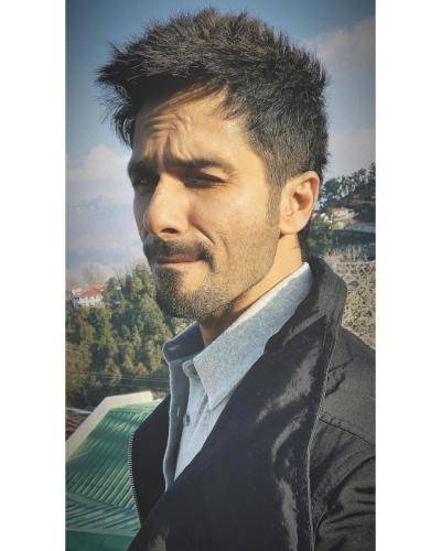 Shahid Kapoor's hairstyles in Batti Gul Meter Chalu