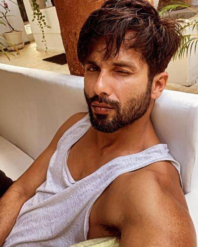 Shahid Kapoor's hairstyles for square face