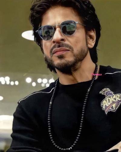 Shahrukh khan in Black jacket and goggles with medium hair - Shahrukh Khan 