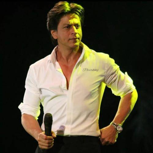 Shahrukh khan in white shirt with medium hair