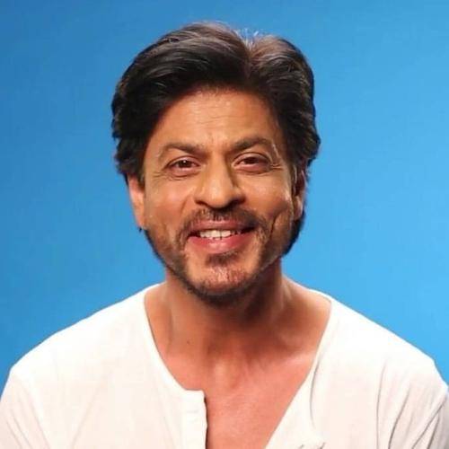 Shahrukh khan in white t-shirt and regular hairstyle