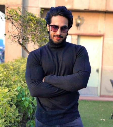 Thakur-Anoop-Singh-Hairstyles-22