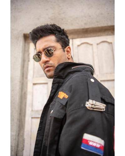 Vicky-Kaushal-hairstyle-1