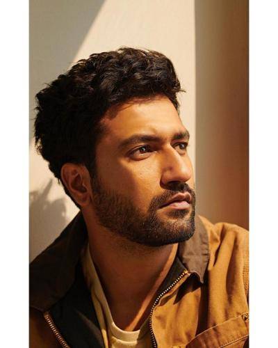 Vicky-Kaushal-hairstyle-18