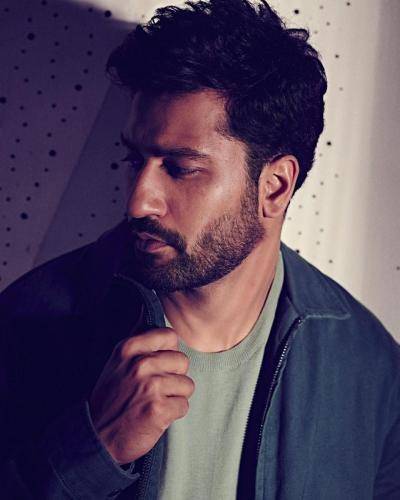 Vicky-Kaushal-hairstyle-19