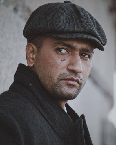 Vicky-Kaushal-hairstyle-23