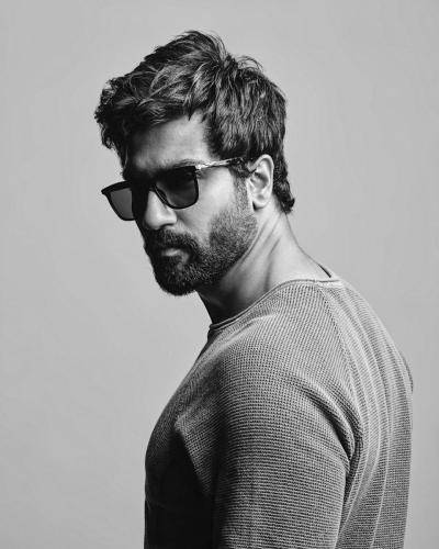 Vicky-Kaushal-hairstyle-26