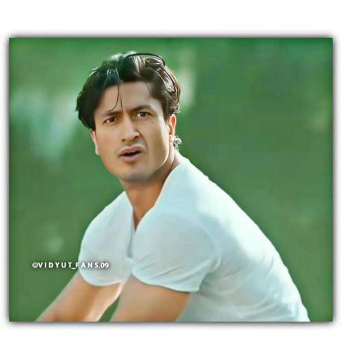 Vidyut-Jammwal-hairstyle-1