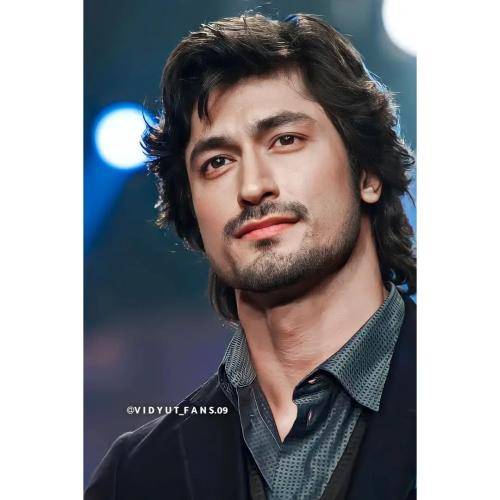 Vidyut-Jammwal-hairstyle-15