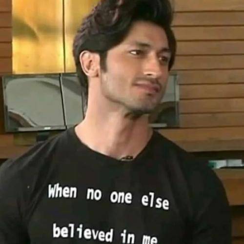 Vidyut-Jammwal-hairstyle-21