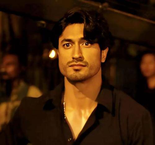 Vidyut-Jammwal-hairstyle-34