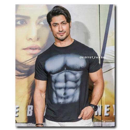 Vidyut-Jammwal-hairstyle-47