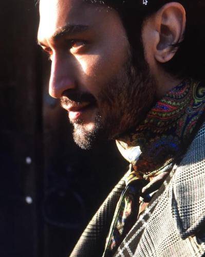 Vidyut-Jammwal-hairstyle-74