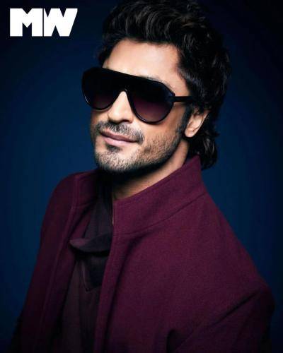 Vidyut-Jammwal-hairstyle-90